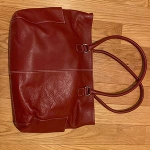 Leather Bag/great 4 work, for a lap top, includes 2 day timer empty covers.